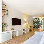 Botany Executive 6p Avec Piscine, A 5 Min Du Port *